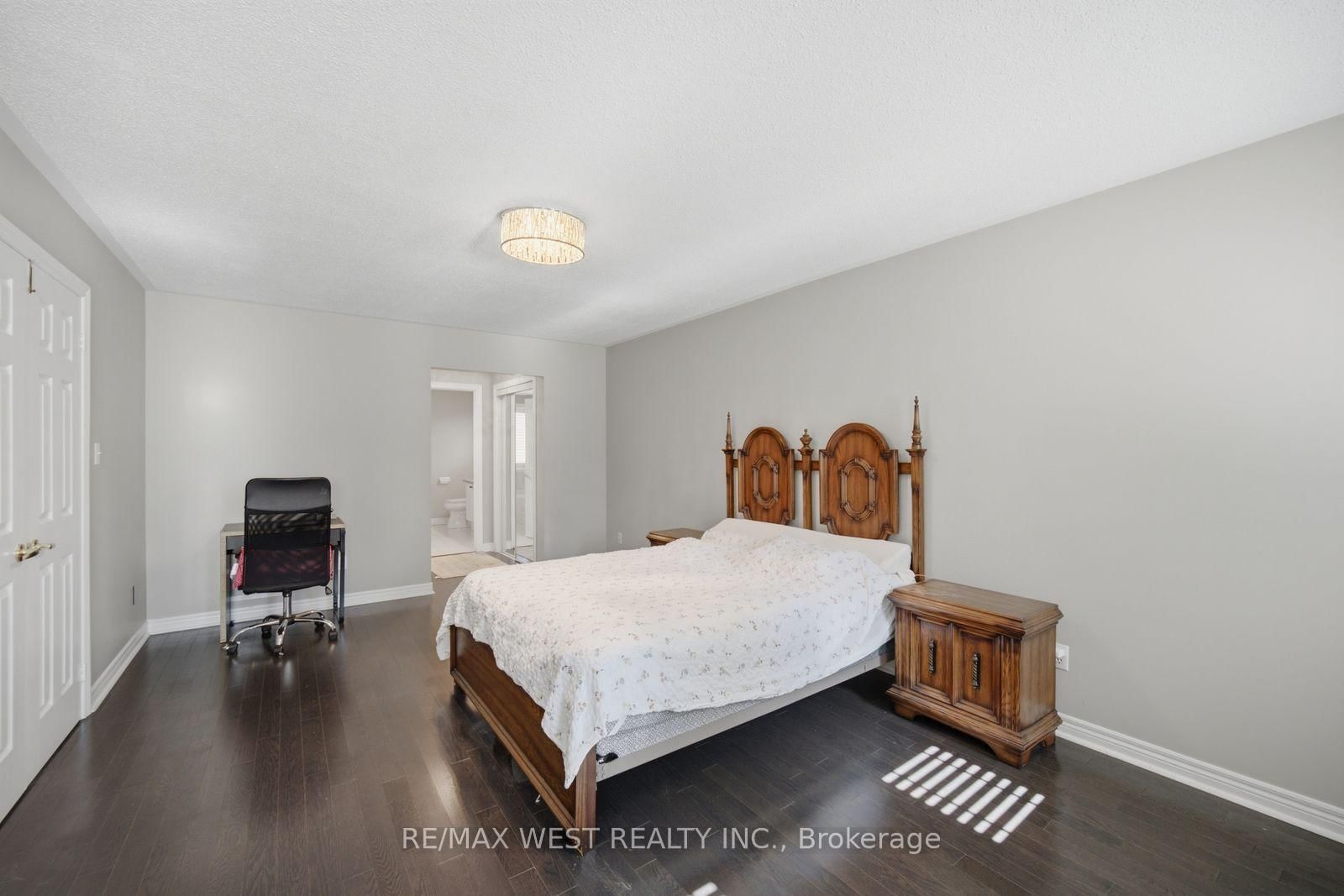 65 Burnhaven Avenue • Vaughan, ON photo 32