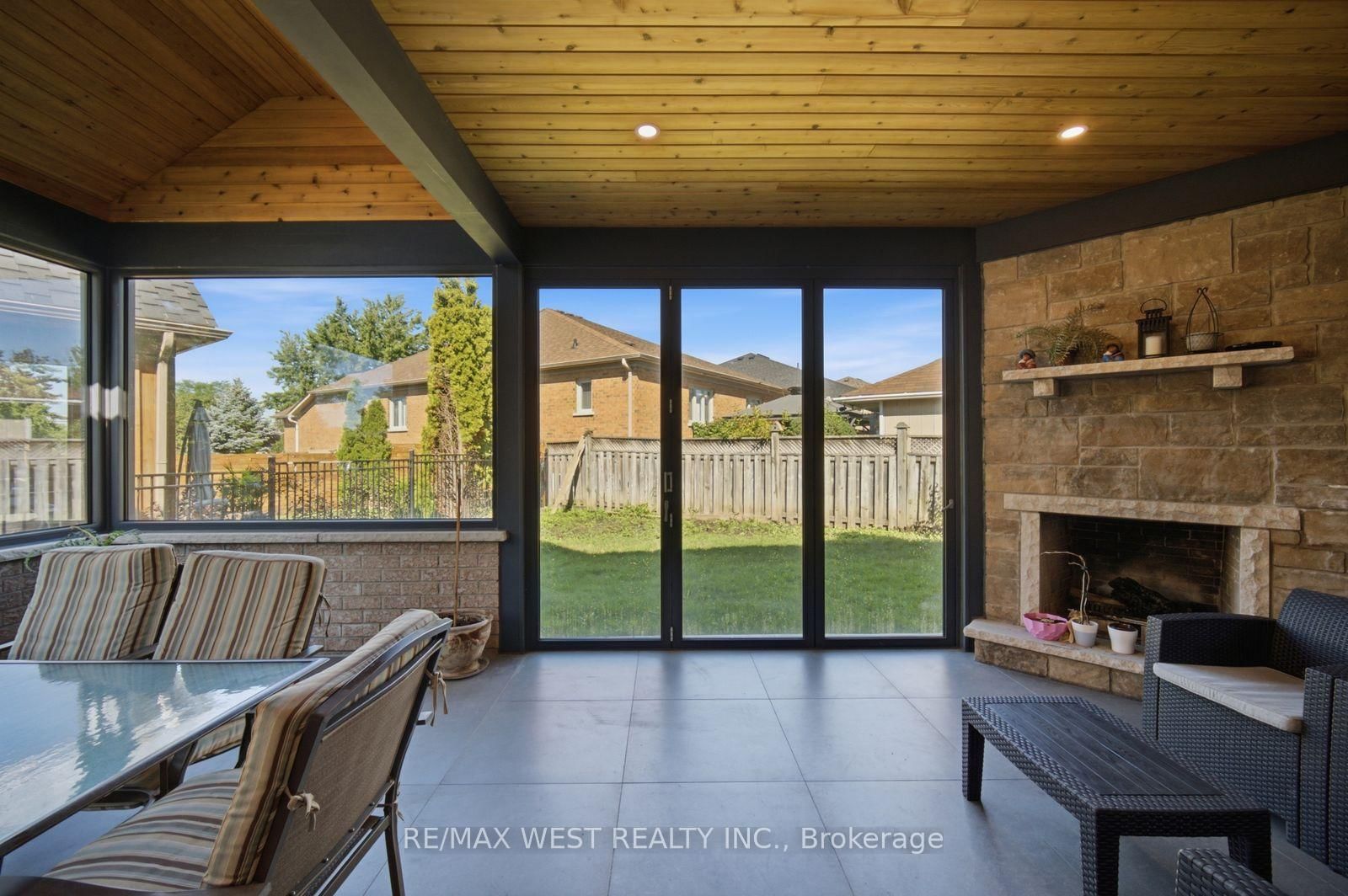 65 Burnhaven Avenue • Vaughan, ON photo 43