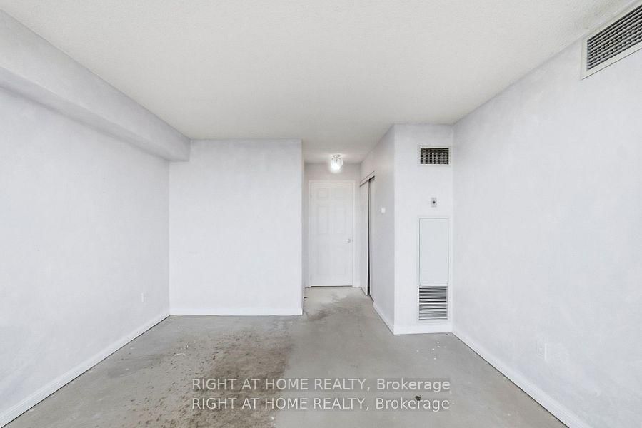 610 Bullock Drive • #803 • Markham, ON photo 21