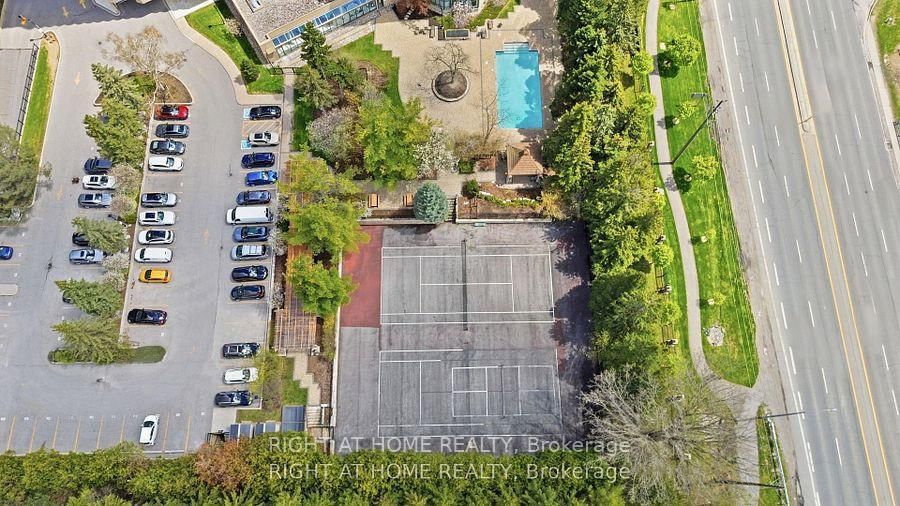 610 Bullock Drive • #803 • Markham, ON photo 4