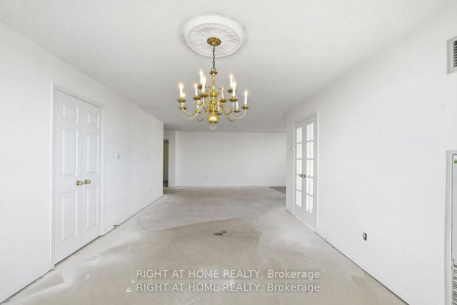 610 Bullock Drive • #803 • Markham, ON photo 9