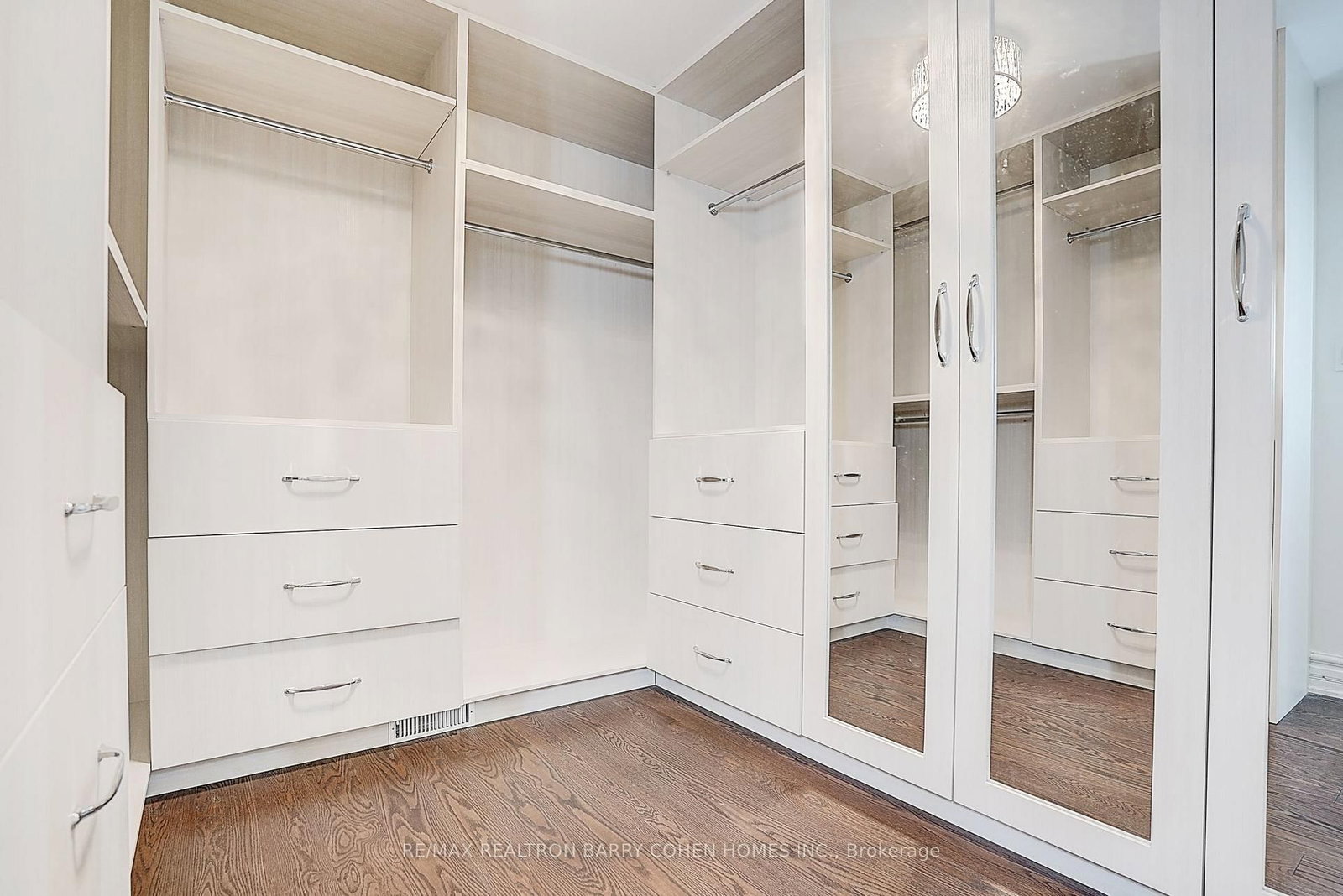 44 Prince Edward Boulevard • Markham, ON photo 30