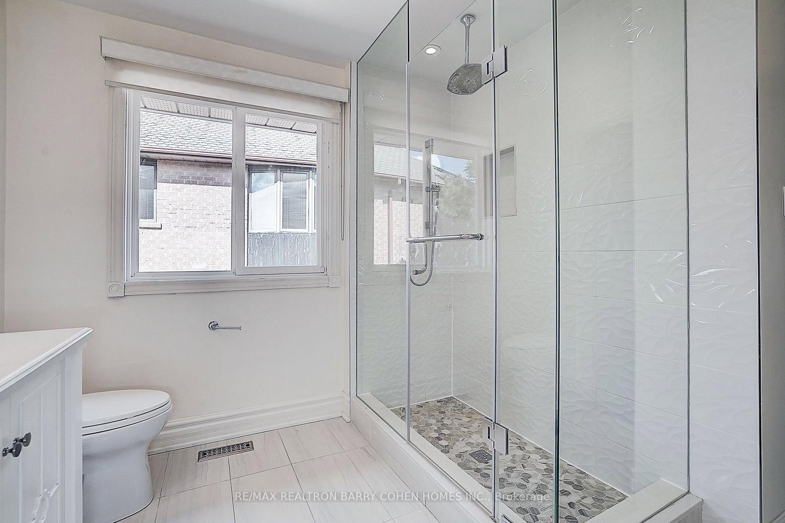 44 Prince Edward Boulevard • Markham, ON photo 34
