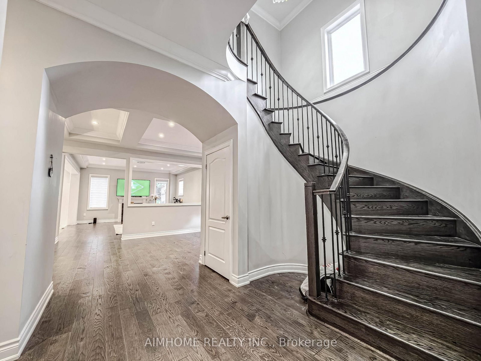 706 Harry Douglas Street • Newmarket, ON photo 20