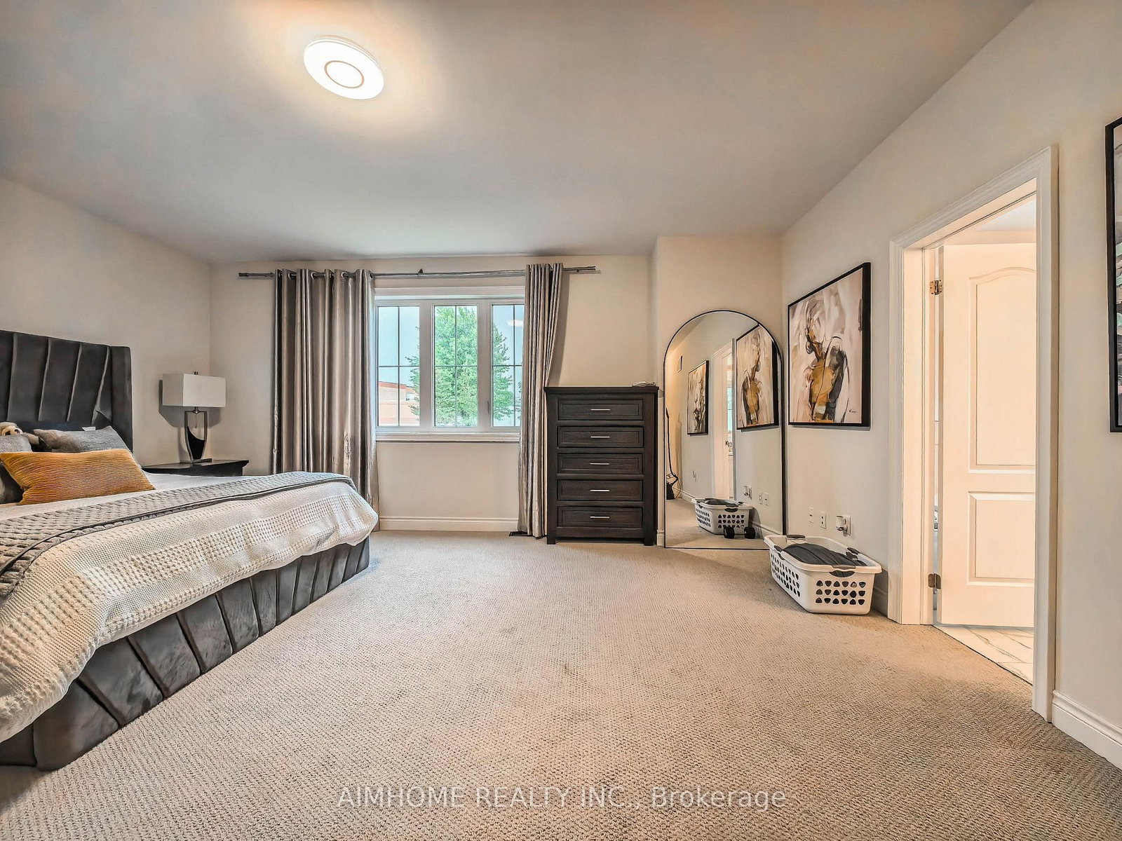 706 Harry Douglas Street • Newmarket, ON photo 21