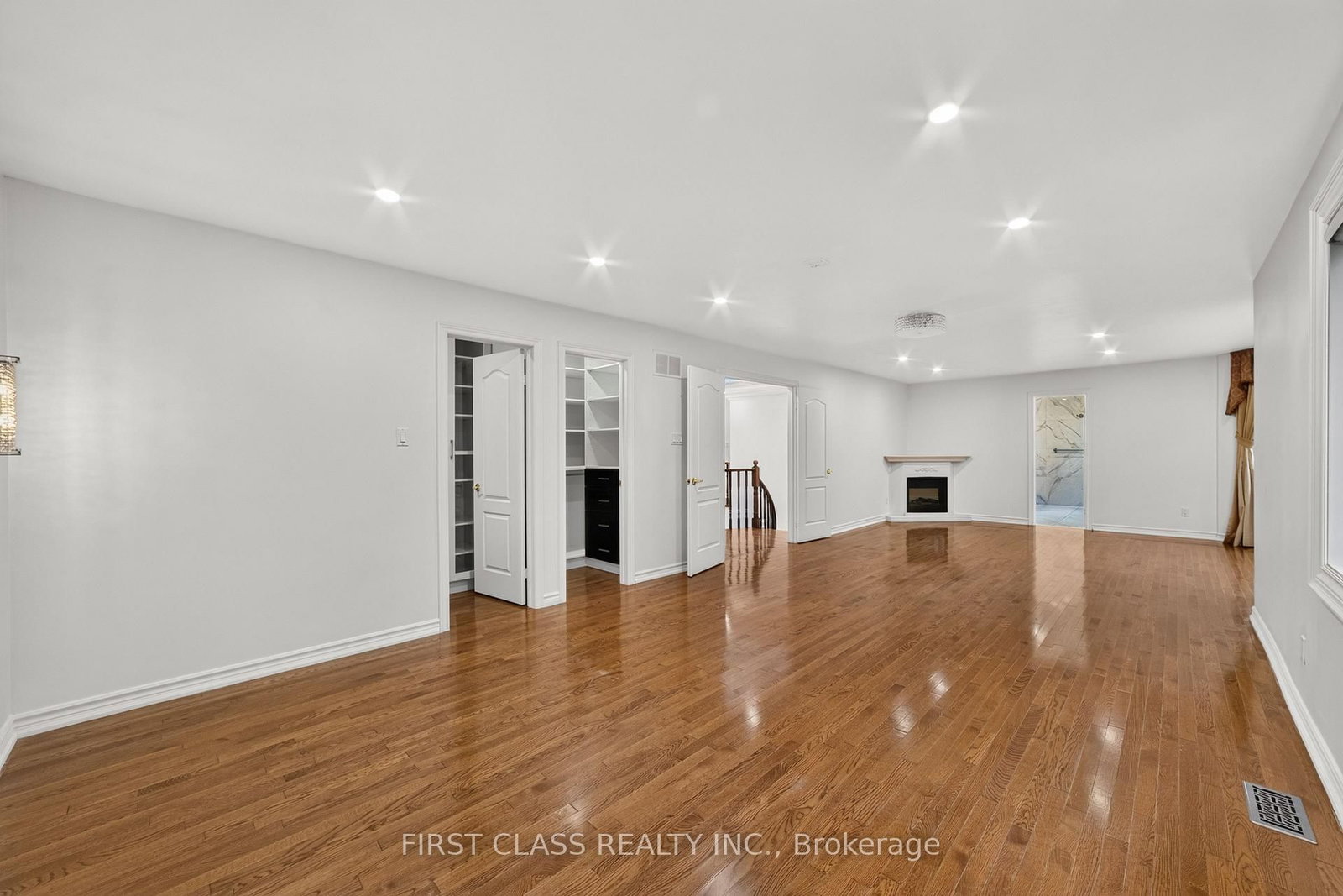67 Black Walnut Crescent • Richmond Hill, ON photo 22