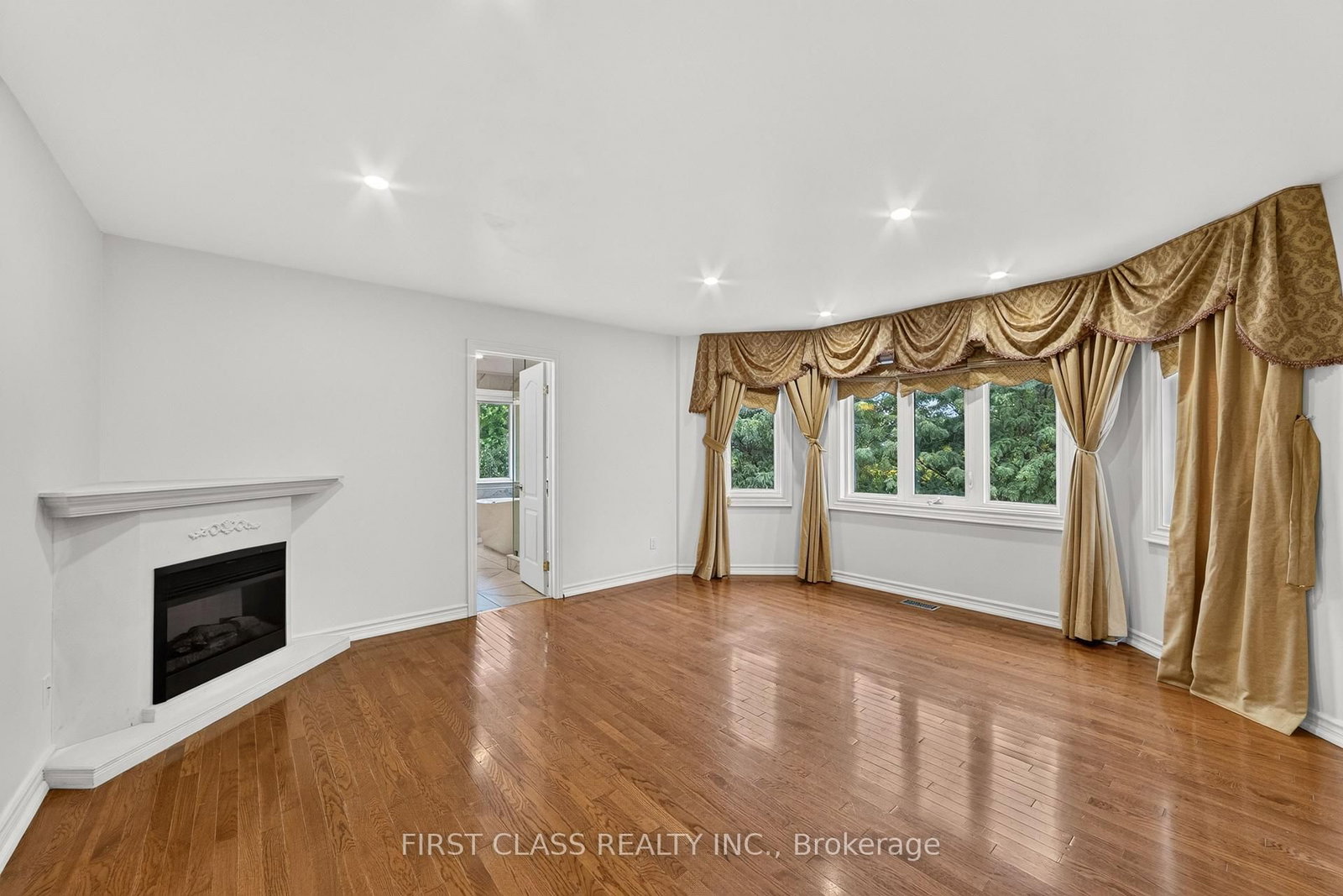 67 Black Walnut Crescent • Richmond Hill, ON photo 23