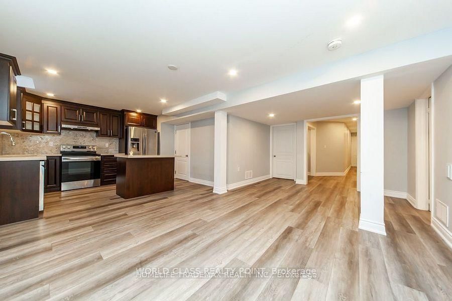 Basement Apartment-83 Ampezzo Ave, Vaughan, view 5
