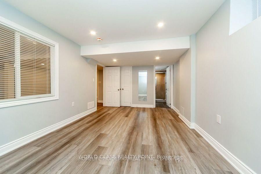 Basement Apartment-83 Ampezzo Ave, Vaughan, view 9