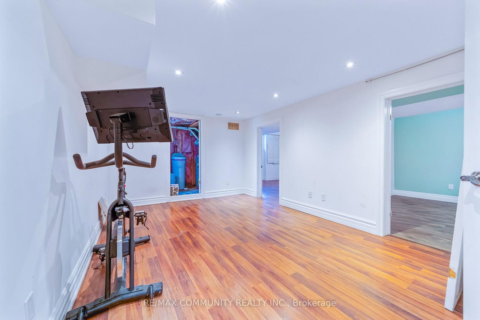5154 Aurora Rd, Whitchurch-Stouffville, view 18