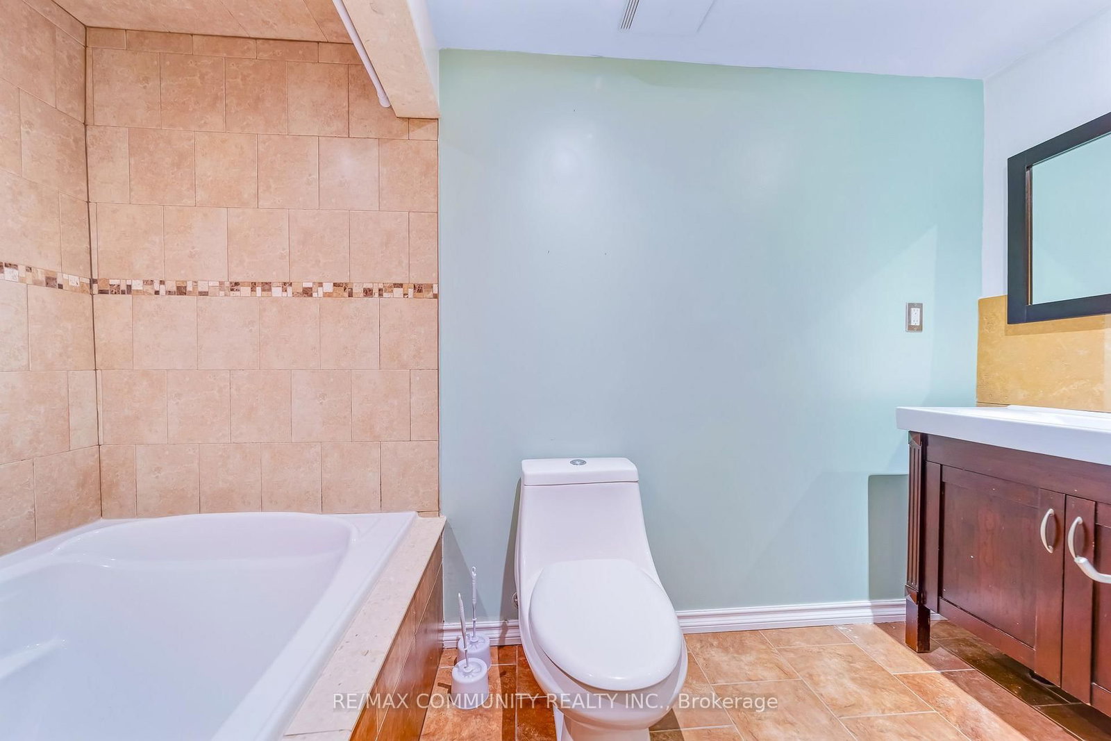 5154 Aurora Rd, Whitchurch-Stouffville, view 24