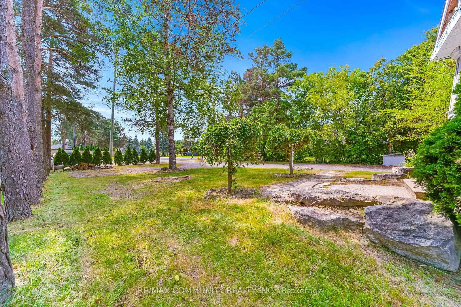 5154 Aurora Rd, Whitchurch-Stouffville, view 4
