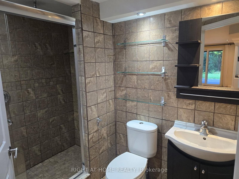 20 Lippincott Crt photo 2