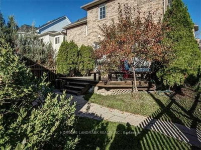 91 The Meadows Avenue • Markham, ON photo 3
