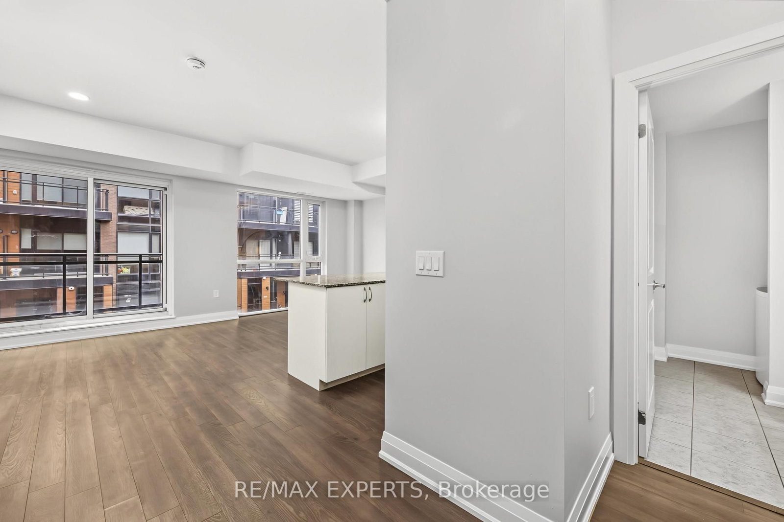 5309 Highway 7 Road • #A803 • Vaughan, ON photo 10