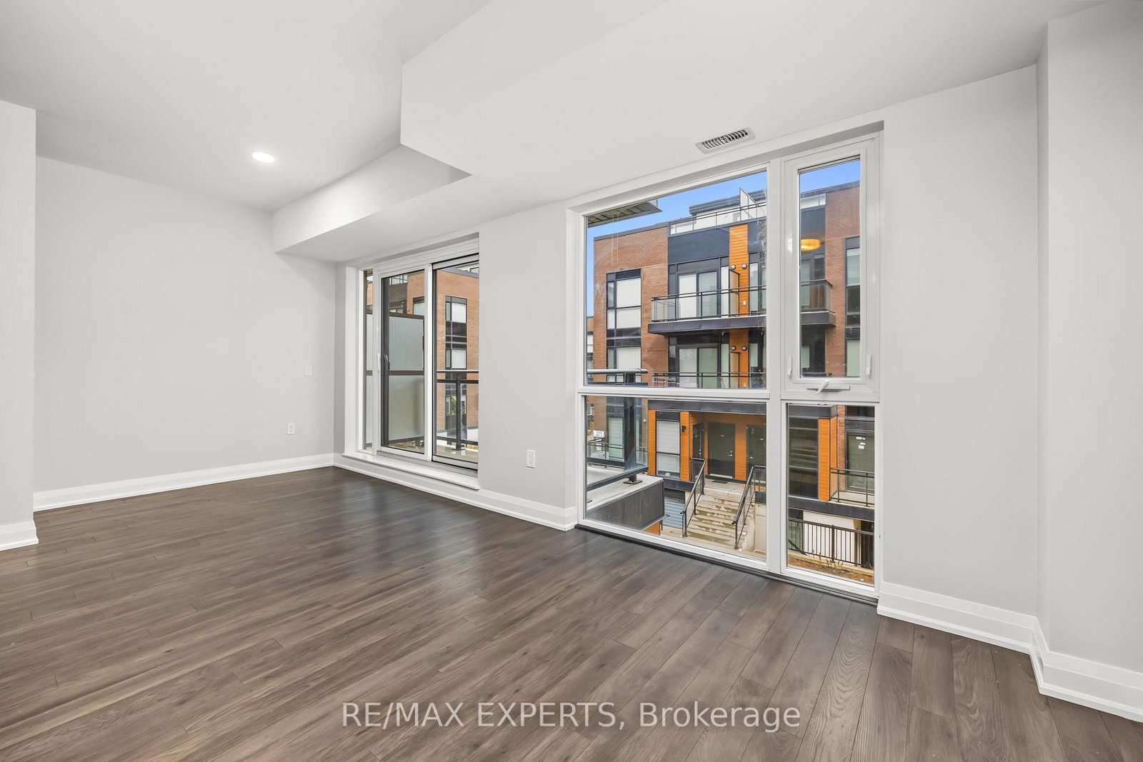 5309 Highway 7 Road • #A803 • Vaughan, ON photo 11
