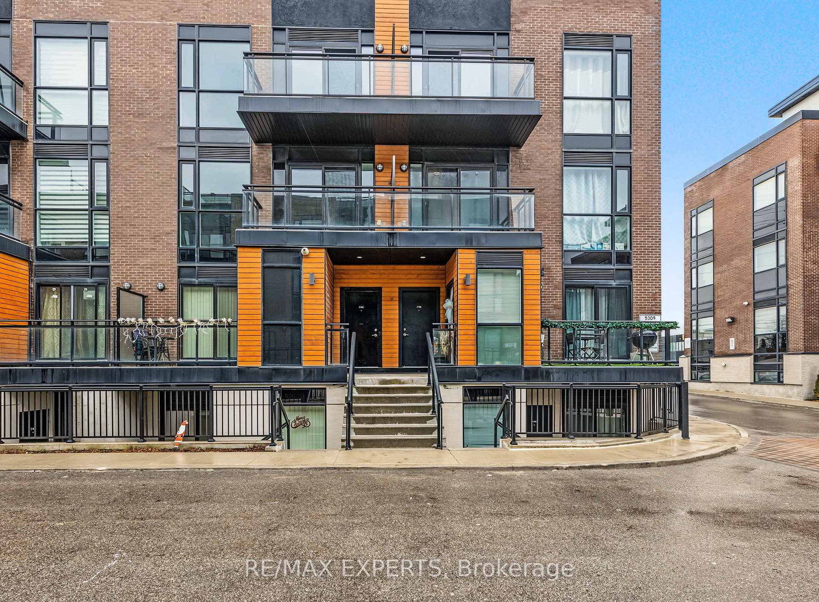 5309 Highway 7 Road • #A803 • Vaughan, ON photo 3