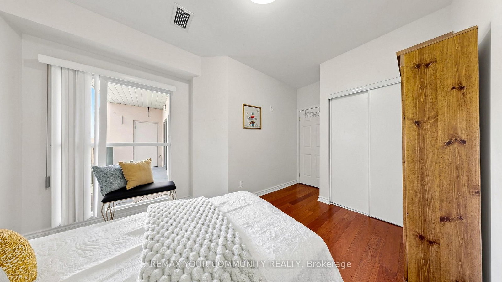 33 Wallace Street • #214 • Vaughan, ON photo 19