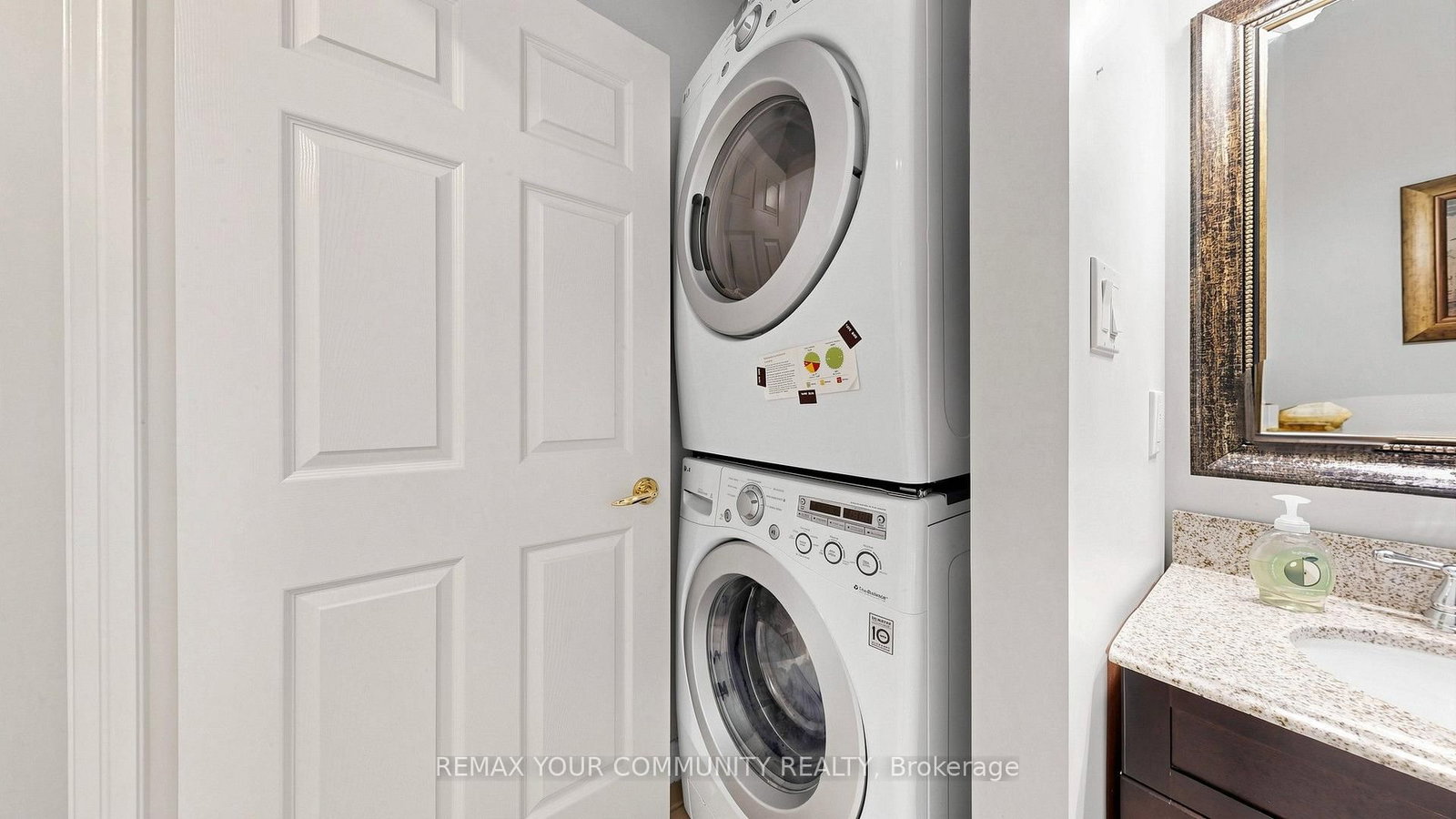 33 Wallace Street • #214 • Vaughan, ON photo 21