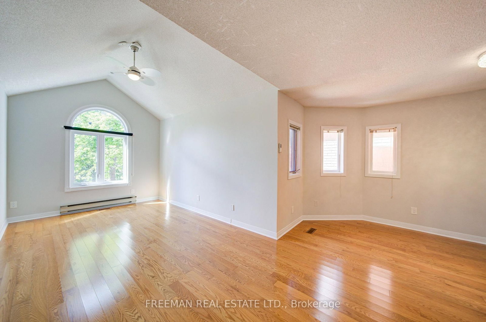 107 Brownstone Circle • Vaughan, ON photo 21