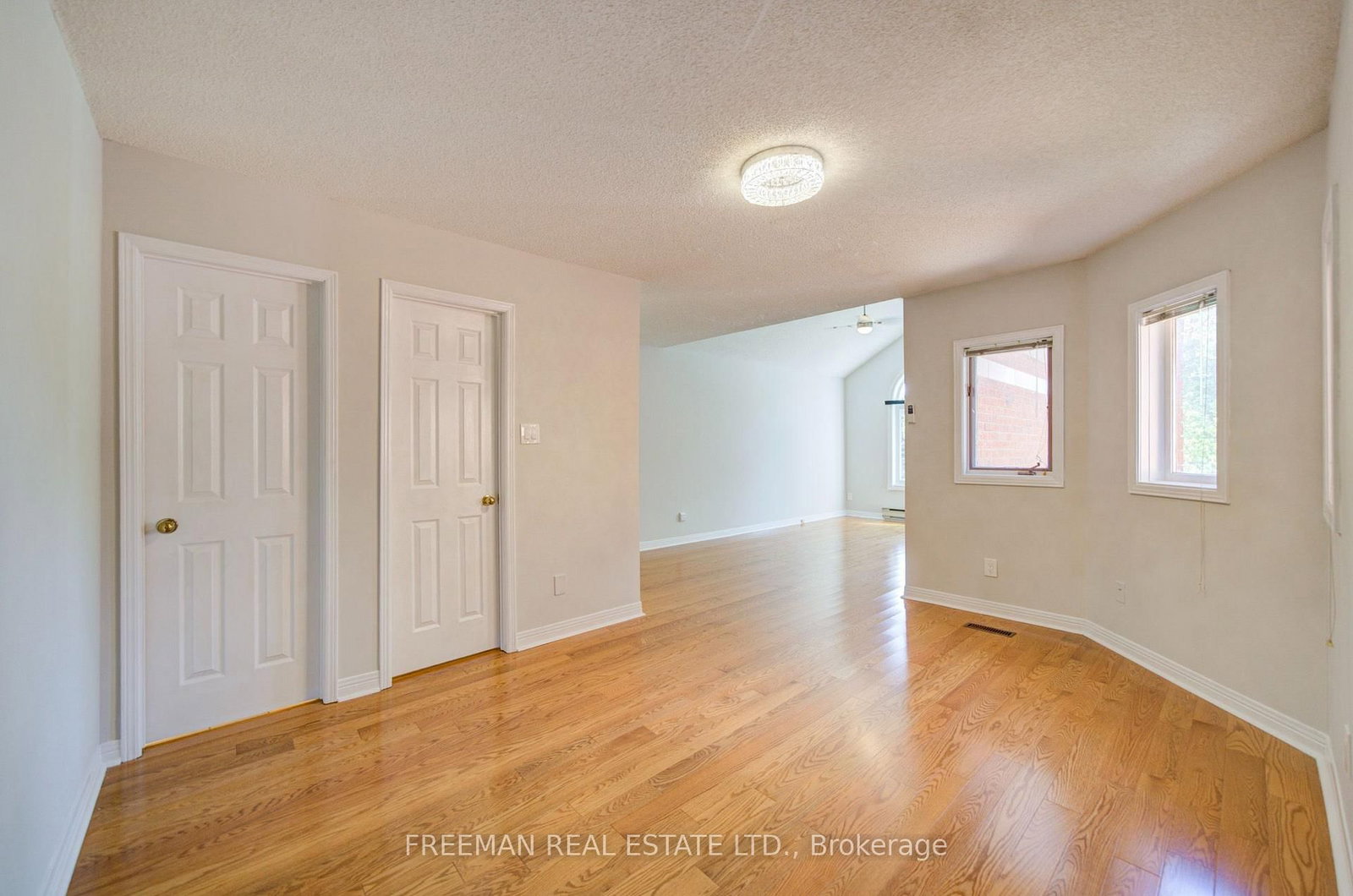 107 Brownstone Circle • Vaughan, ON photo 23