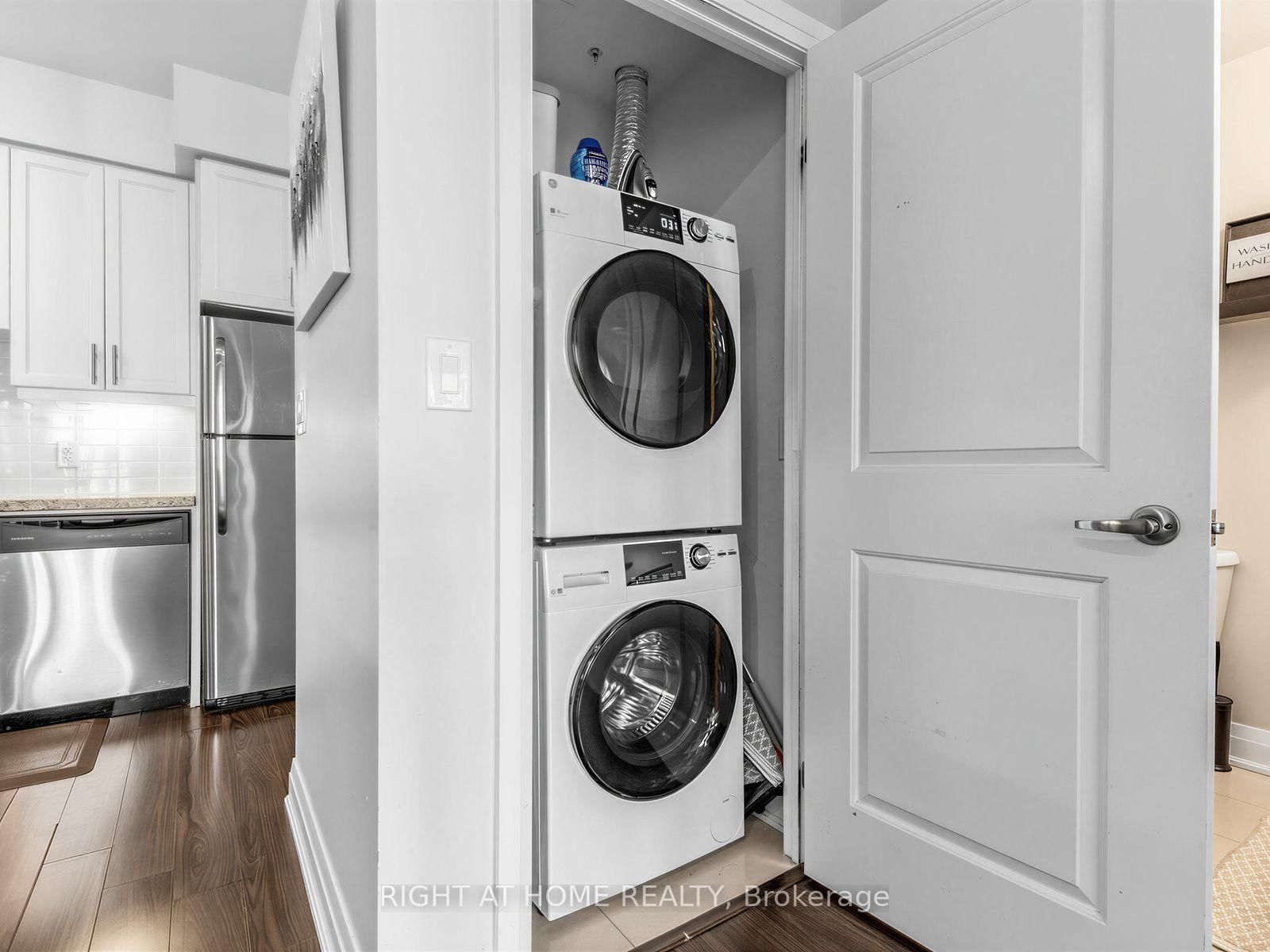 24 Woodstream Boulevard • #808 • Vaughan, ON photo 18