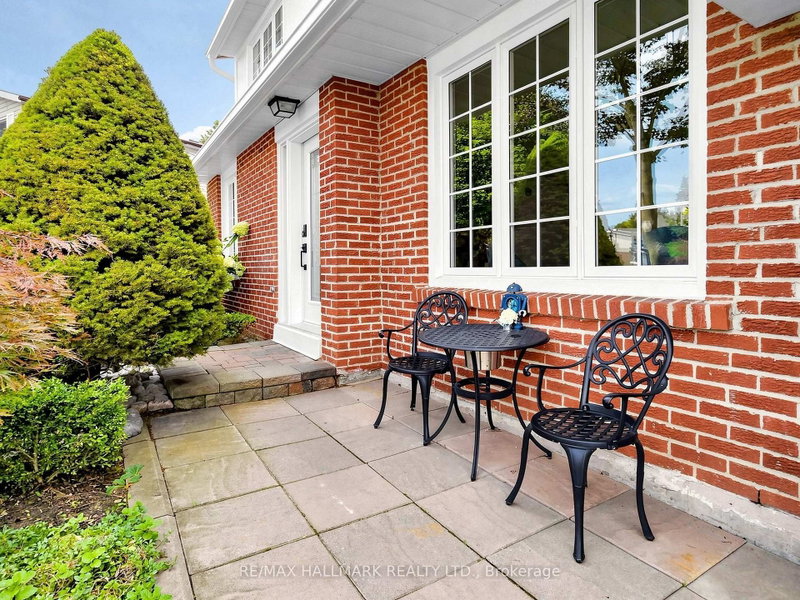 .400 Handley Crescent