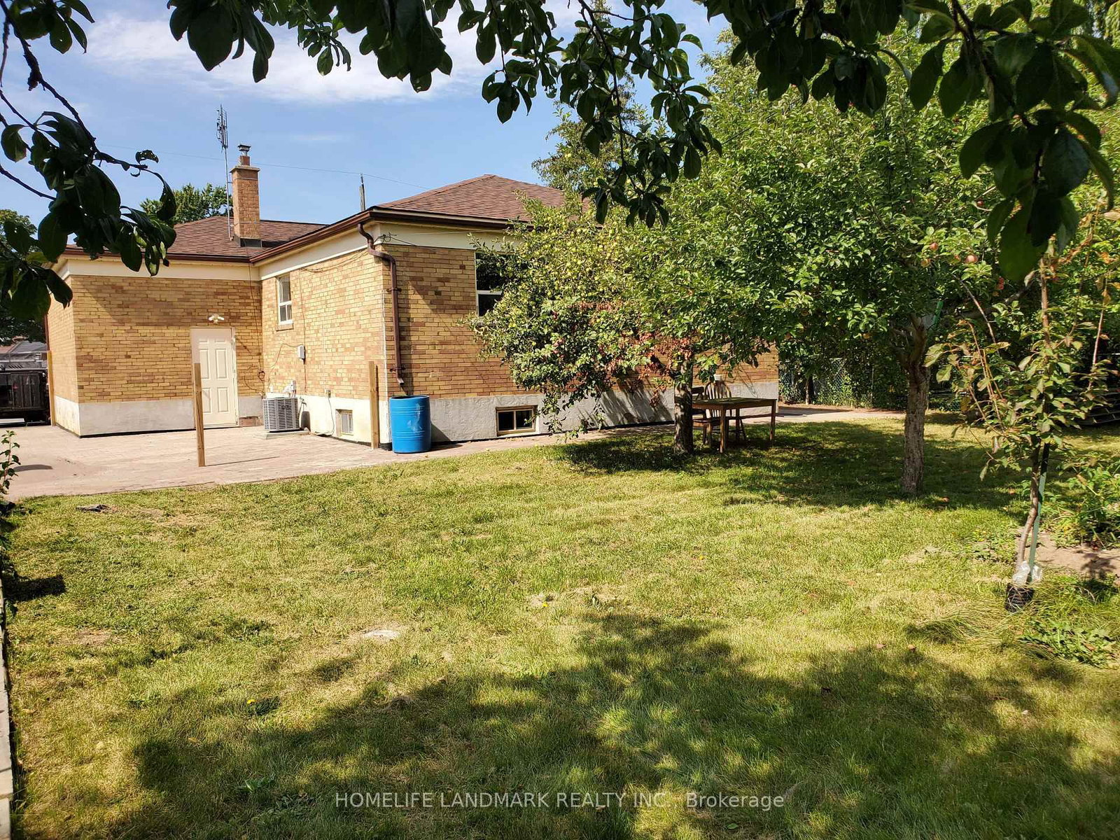 17 Maralim Road • Richmond Hill, ON photo 18