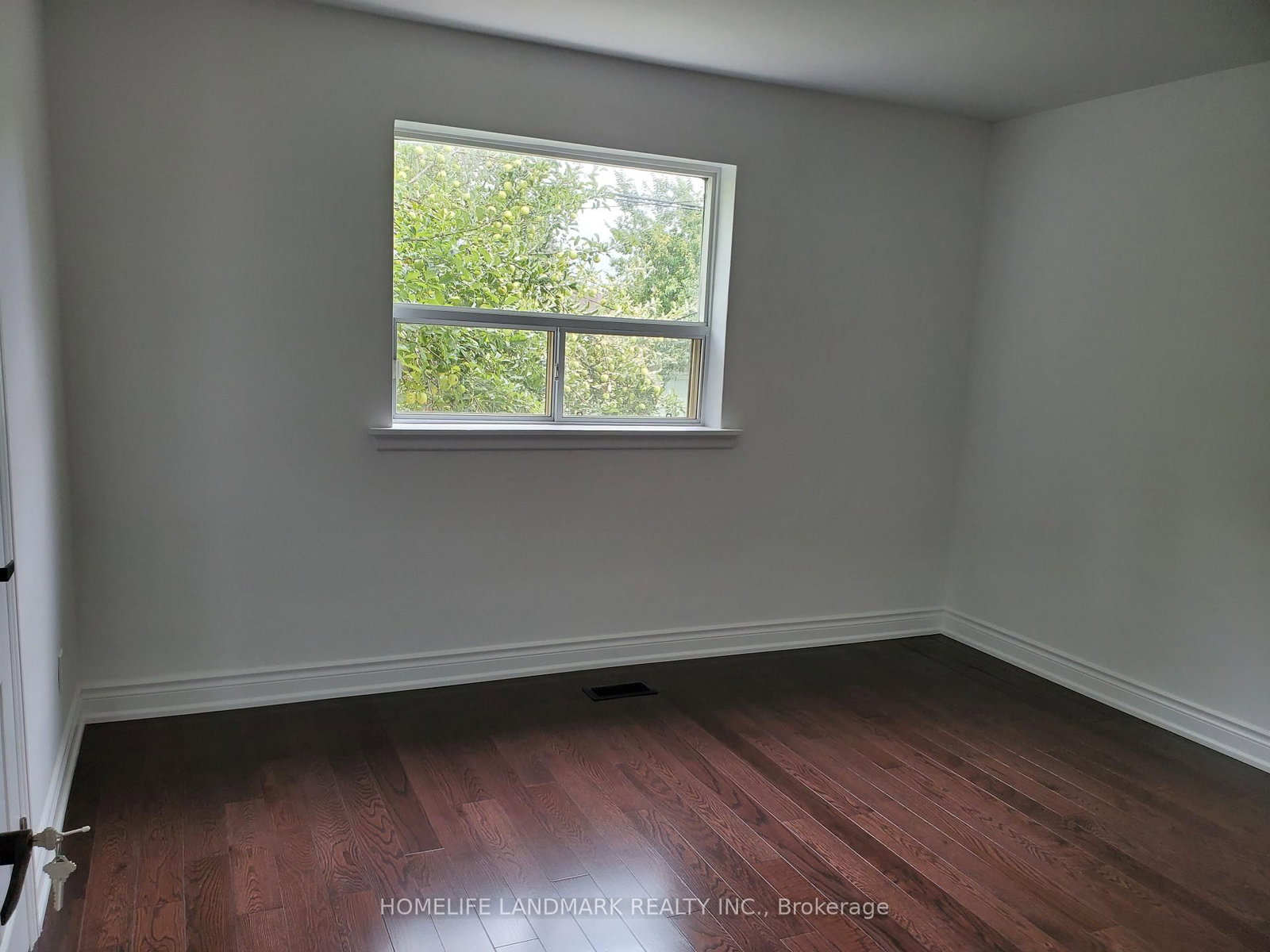 17 Maralim Road • Richmond Hill, ON photo 6