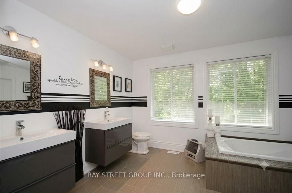 133 Riveredge Drive • Georgina, ON photo 10