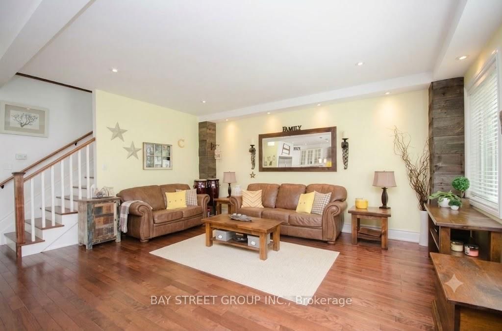 133 Riveredge Drive • Georgina, ON photo 6