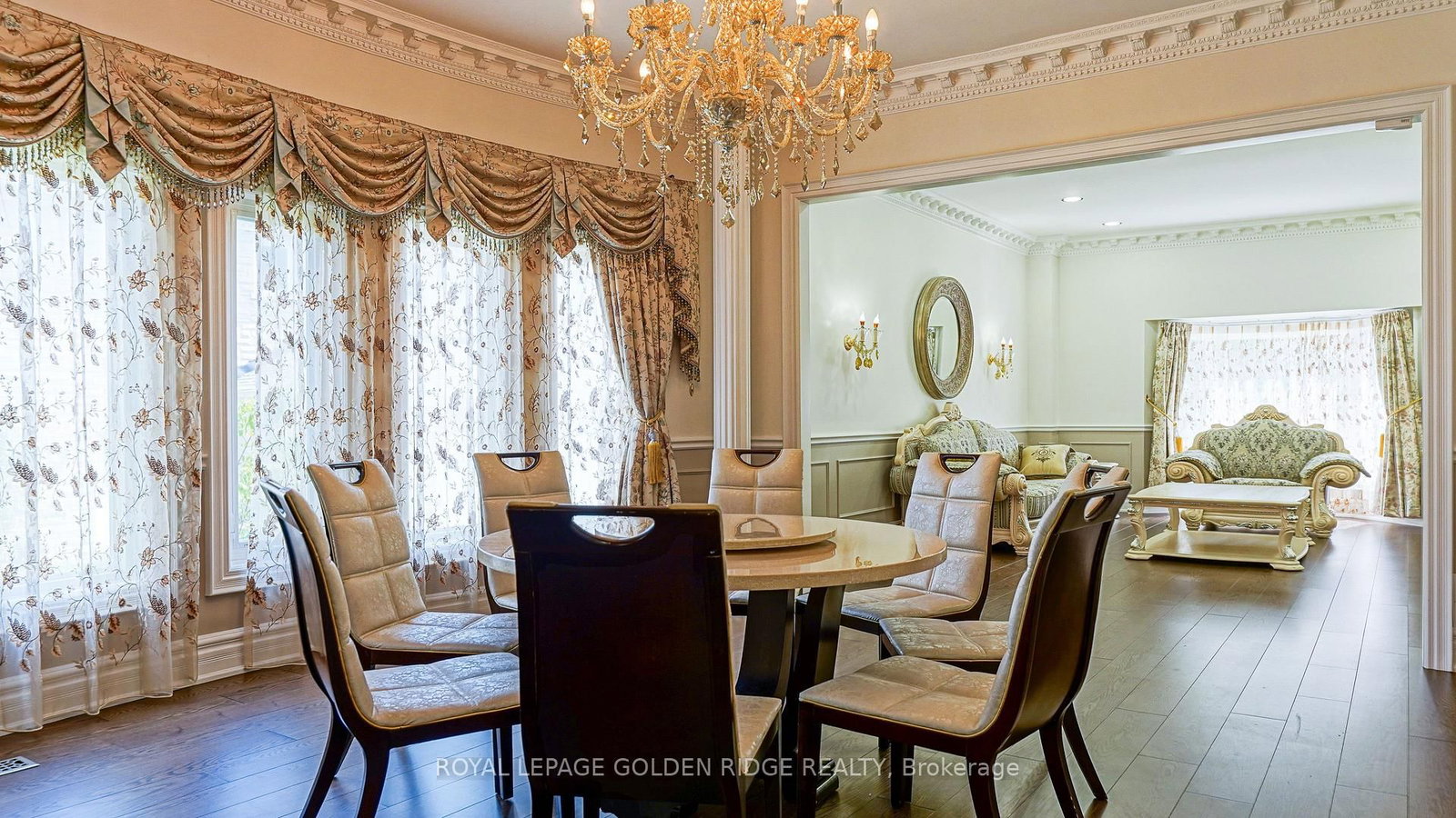 2 Cortleigh Court • Richmond Hill, ON photo 11