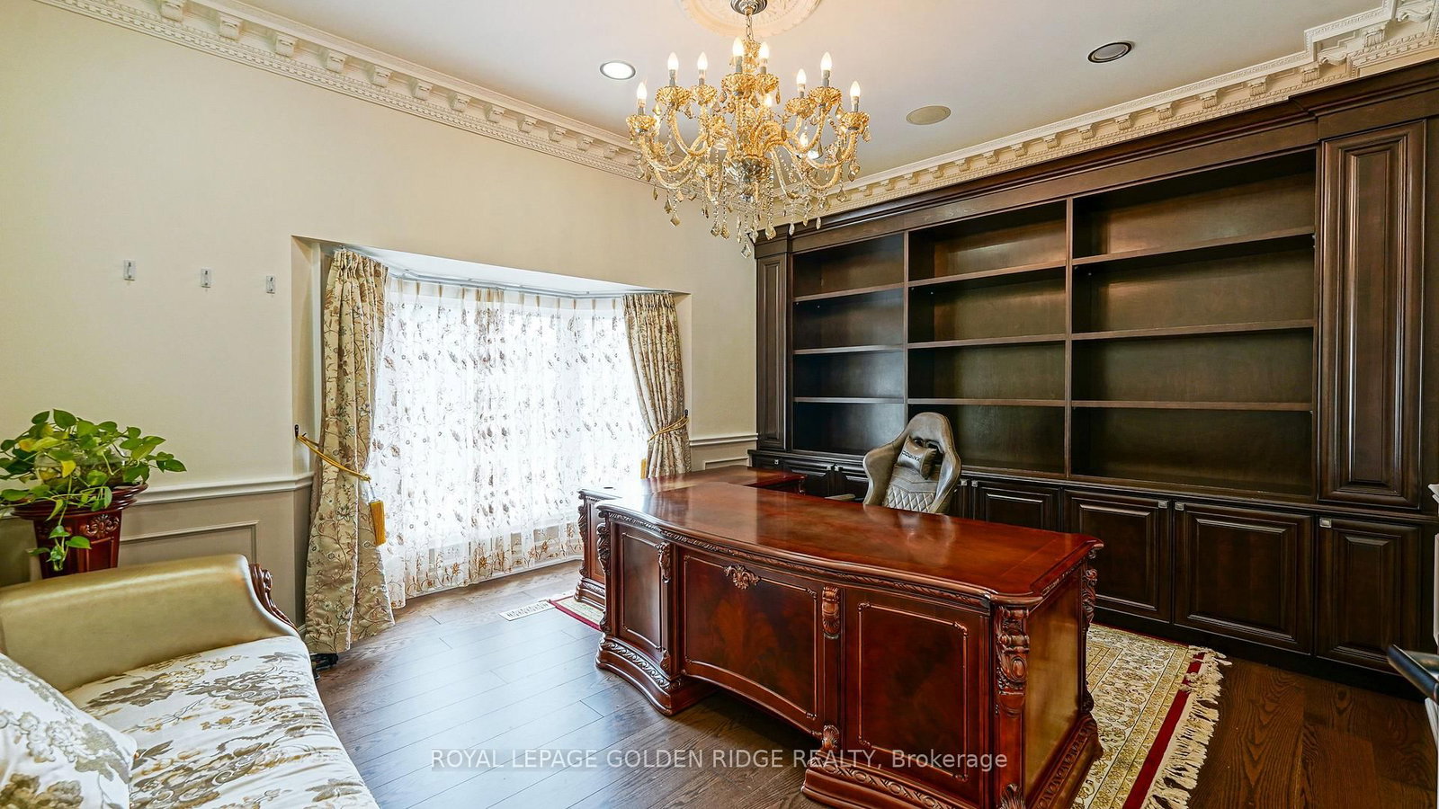 2 Cortleigh Court • Richmond Hill, ON photo 15