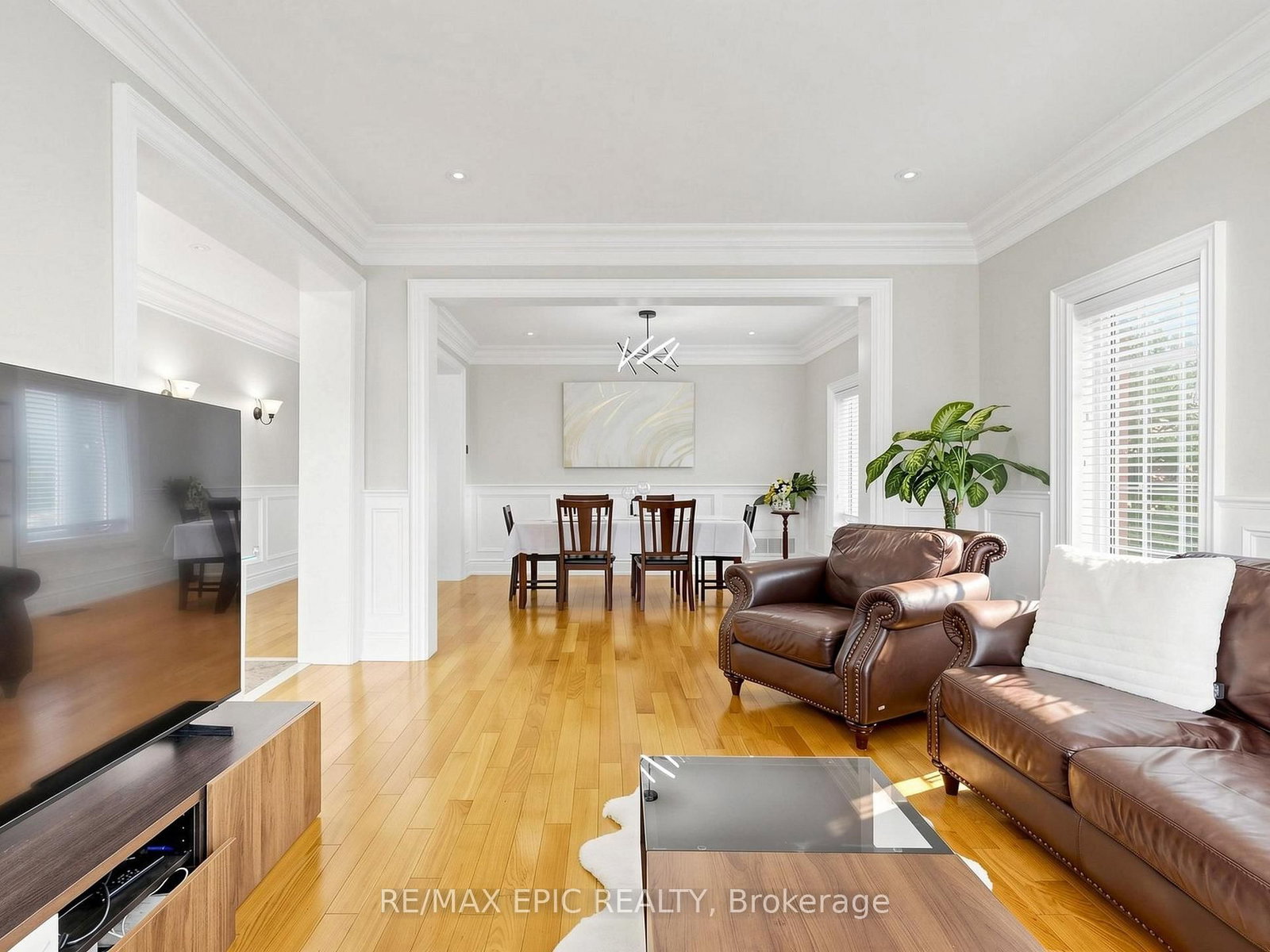6 Malta Court • Richmond Hill, ON photo 12