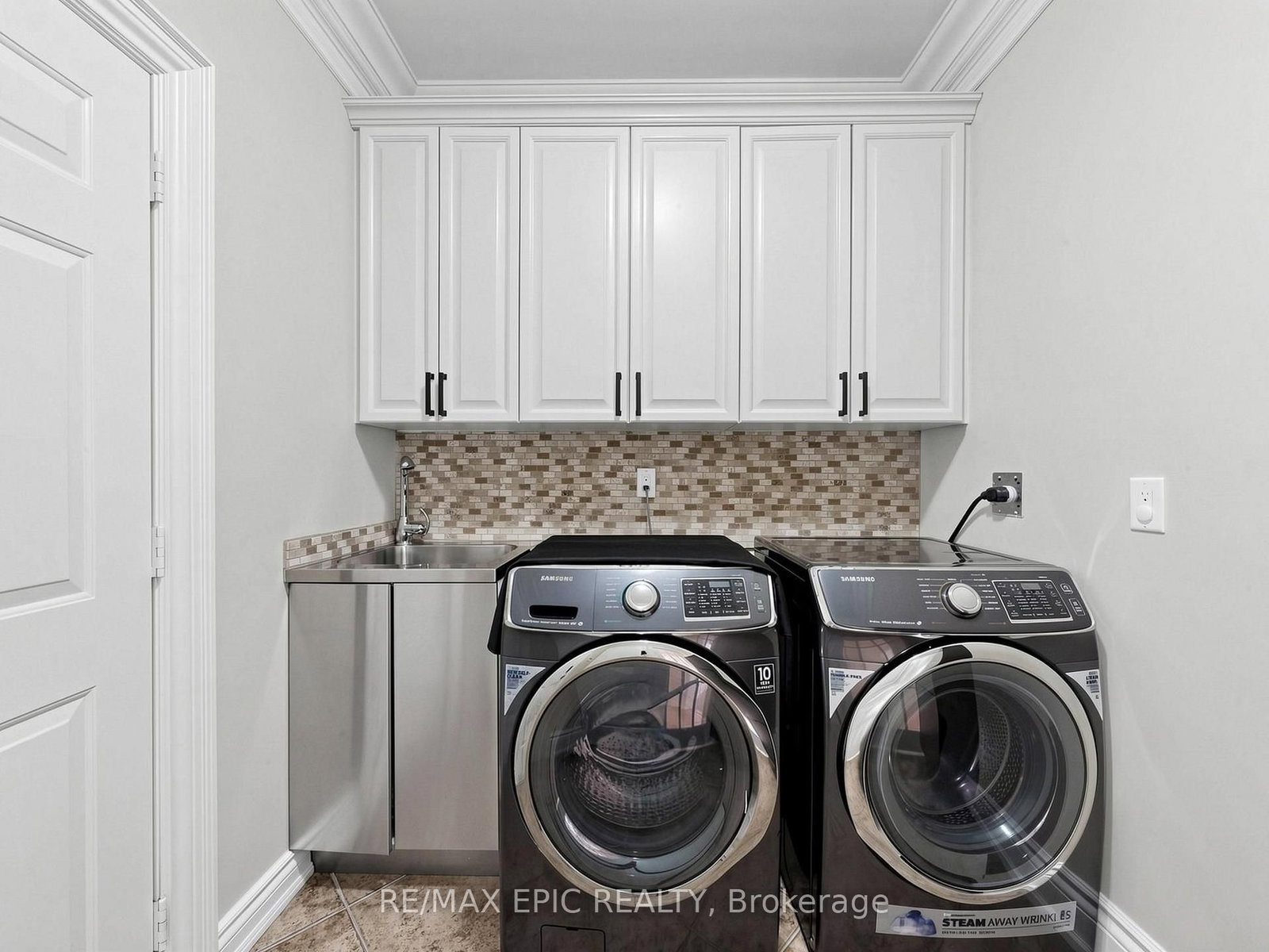6 Malta Court • Richmond Hill, ON photo 47