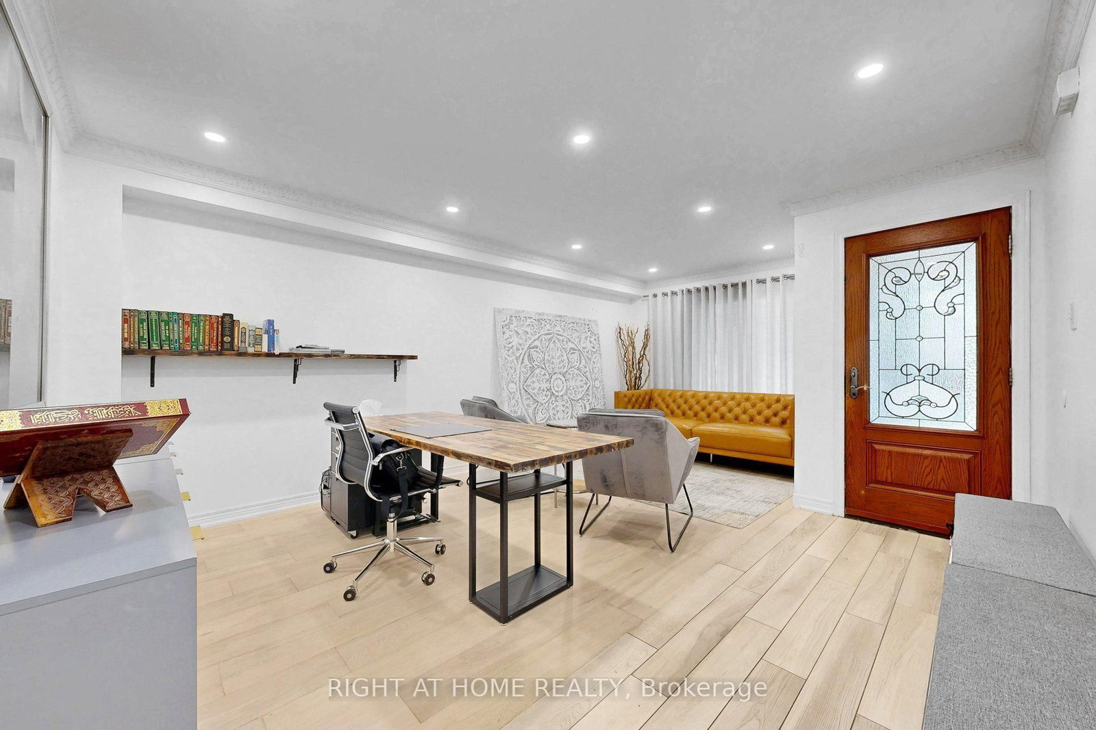 262 Wildberry Crescent • Vaughan, ON photo 11