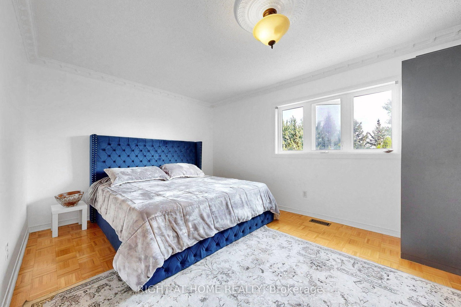 262 Wildberry Crescent • Vaughan, ON photo 13