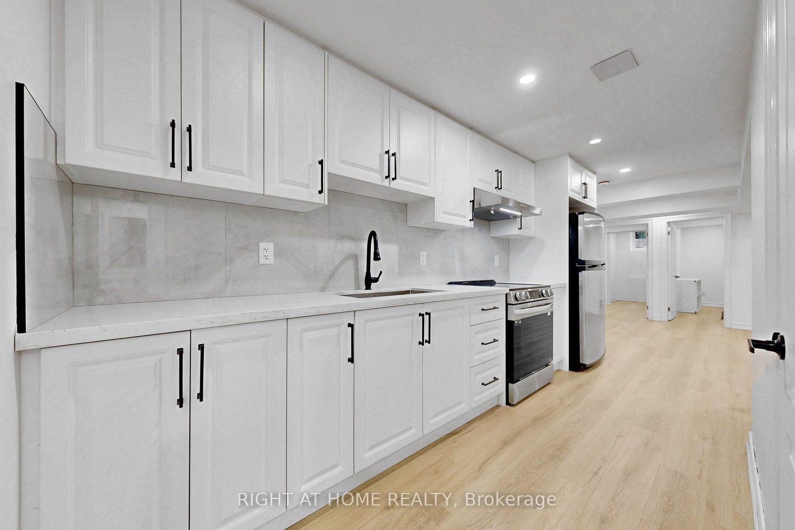 262 Wildberry Crescent • Vaughan, ON photo 28