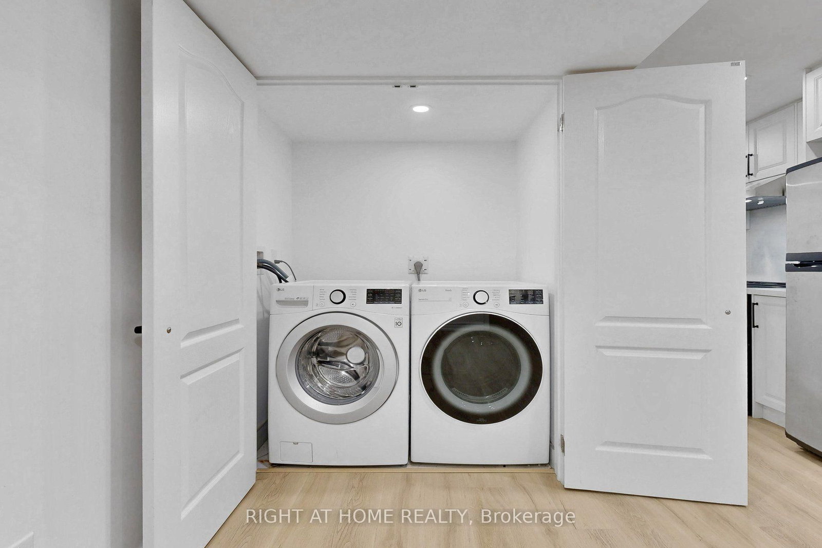 262 Wildberry Crescent • Vaughan, ON photo 33