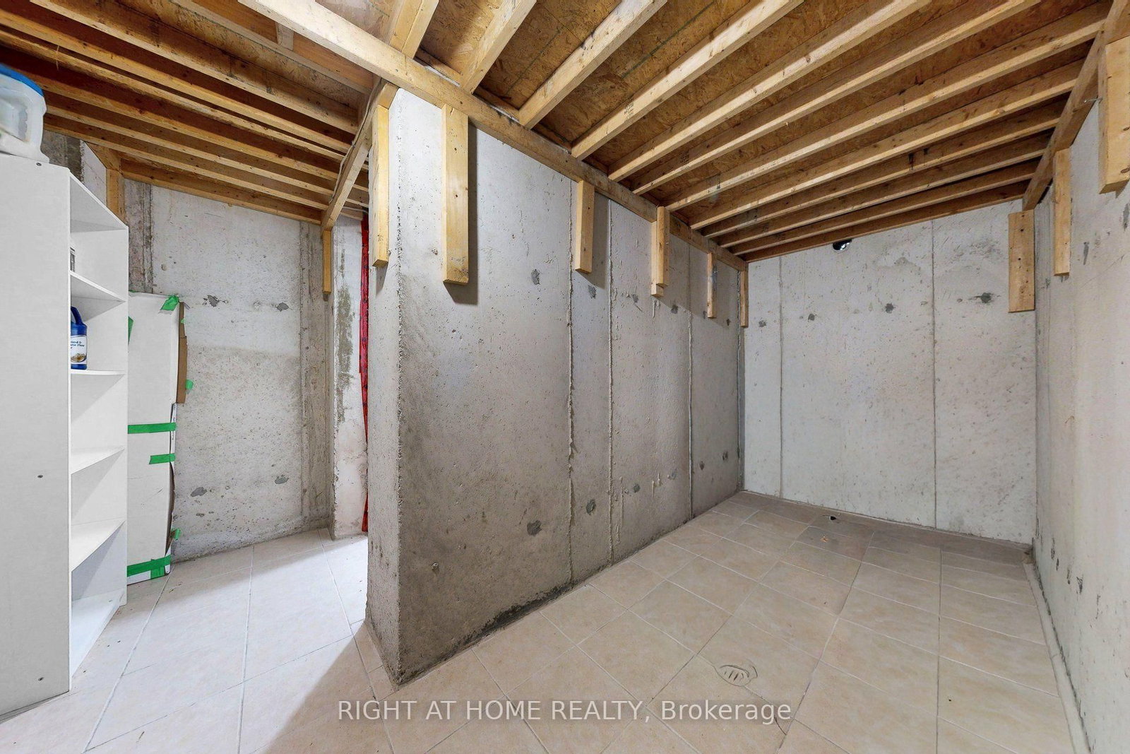 262 Wildberry Crescent • Vaughan, ON photo 35