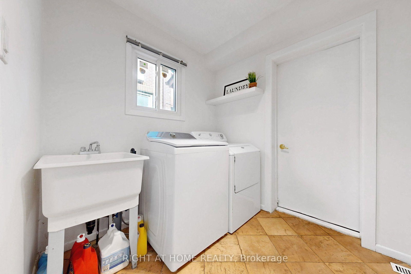 30 Abraham Avenue • Markham, ON photo 18