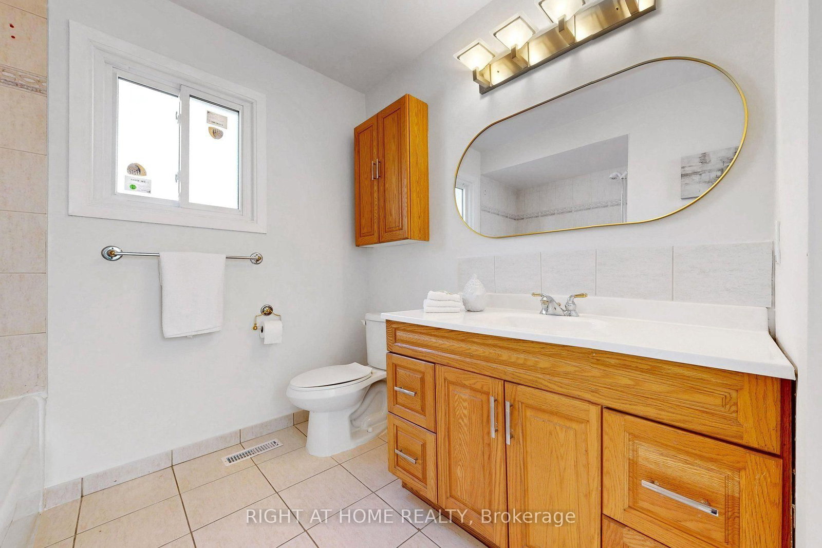 30 Abraham Avenue • Markham, ON photo 32