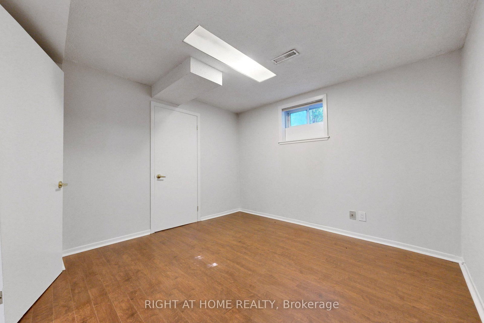 30 Abraham Avenue • Markham, ON photo 35