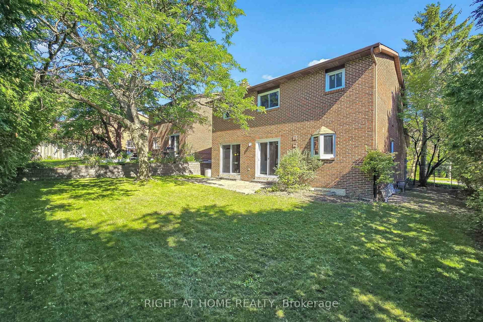 30 Abraham Avenue • Markham, ON photo 44