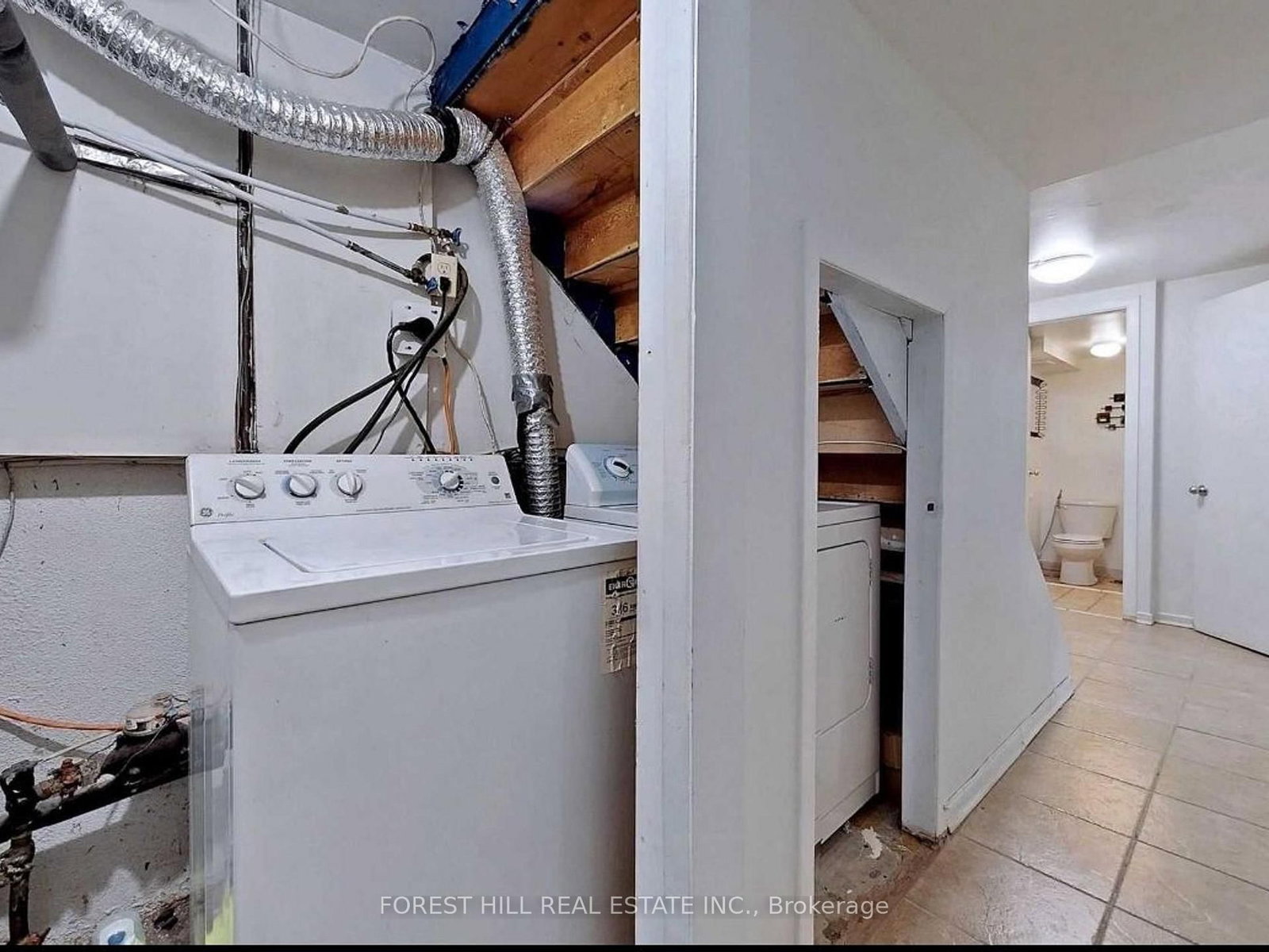 109 Spyglass Hill Road • Vaughan, ON photo 32