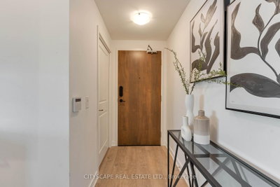 120 Eagle Rock Way • #405 • Vaughan, ON photo 5