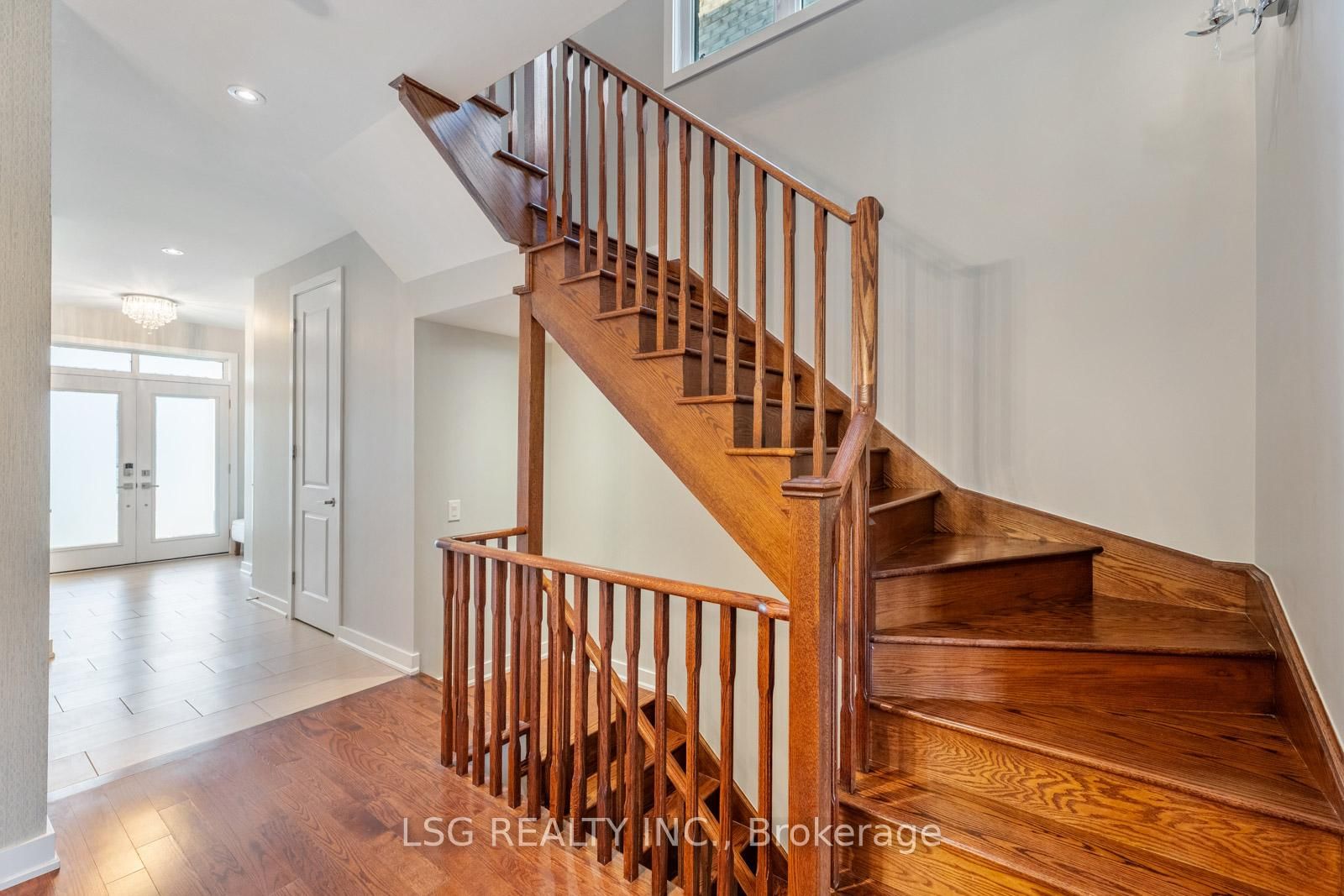 101 Dariole Drive • Richmond Hill, ON photo 16