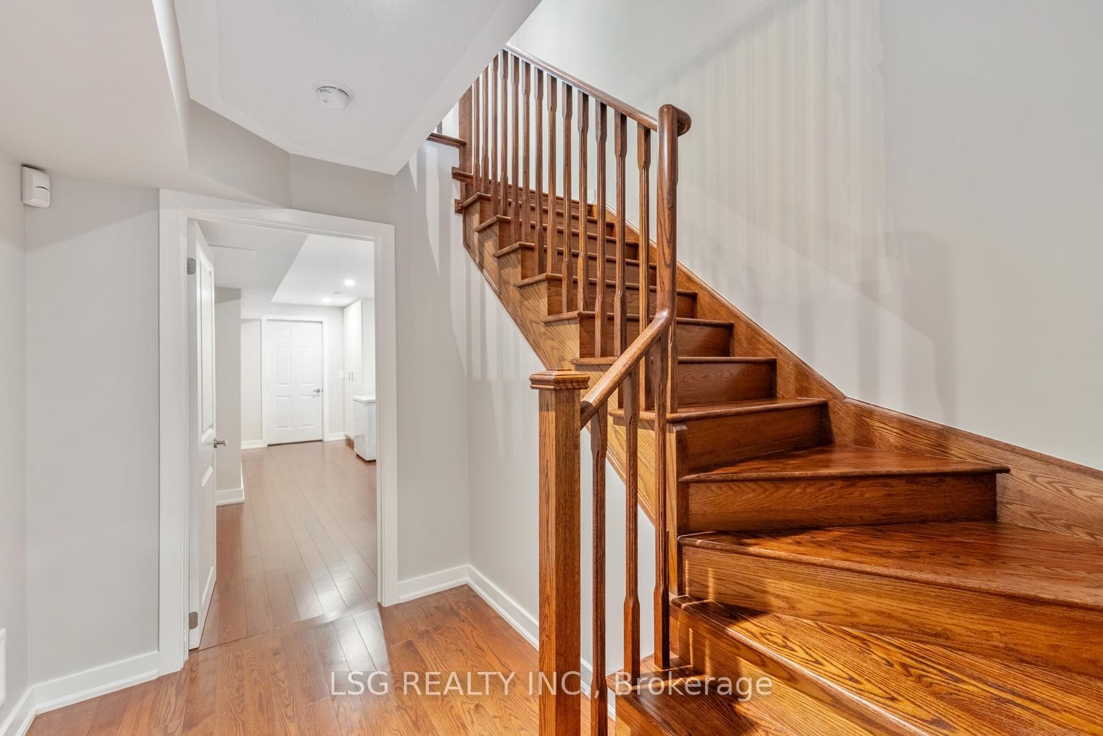 101 Dariole Drive • Richmond Hill, ON photo 32