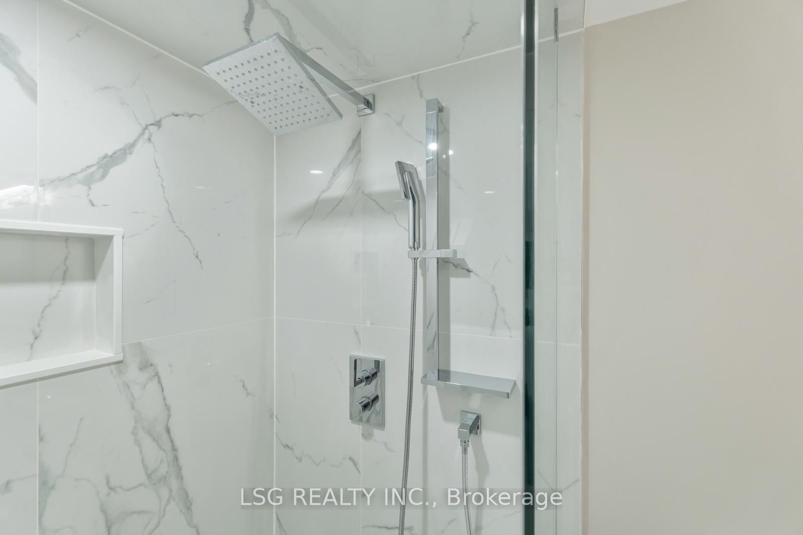 101 Dariole Drive • Richmond Hill, ON photo 36