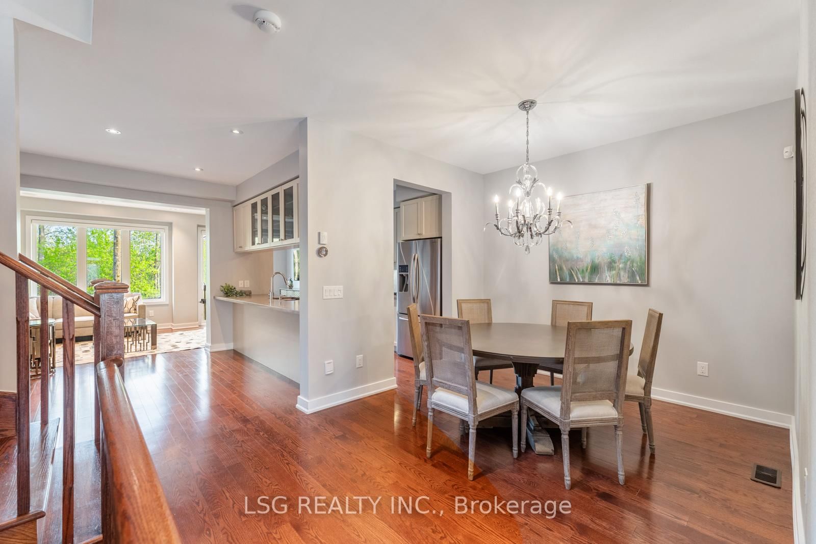 101 Dariole Drive • Richmond Hill, ON photo 6